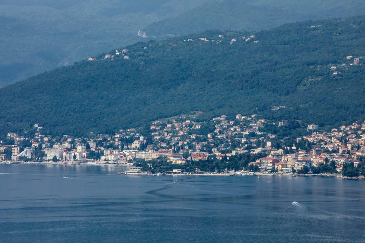 Appartement Vrata Jadrana 1 à Rijeka Extérieur photo